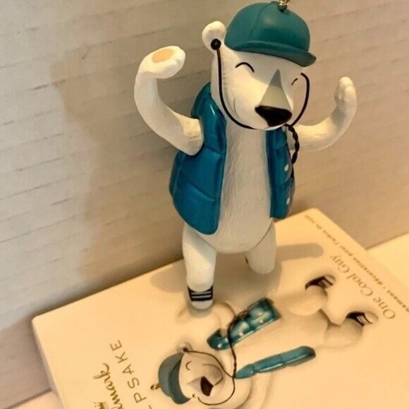 Retired Hallmark Ornament One Cool Guy Polar bear 2012 Boxed - Picture 8 of 9